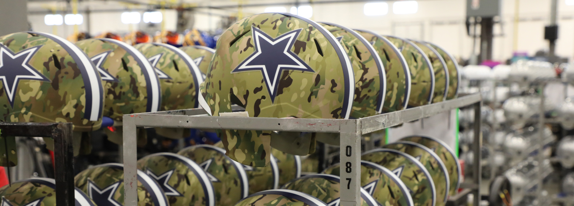 DALLAS COWBOYS NFL Riddell SPEED Full Size Authentic Football Helmet CAMO